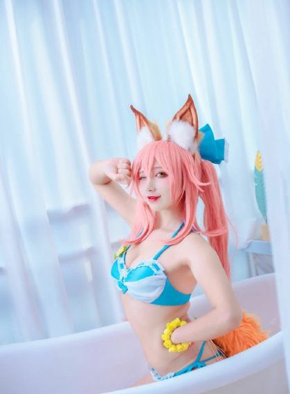 裸体吃奶玩乳60分钟视频