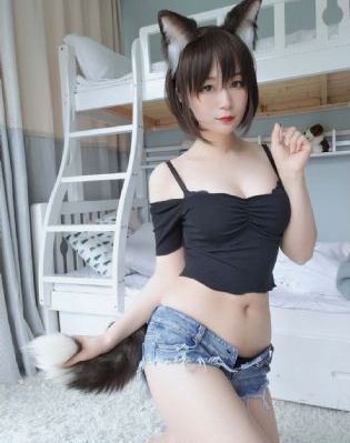 亚洲免费在线视频