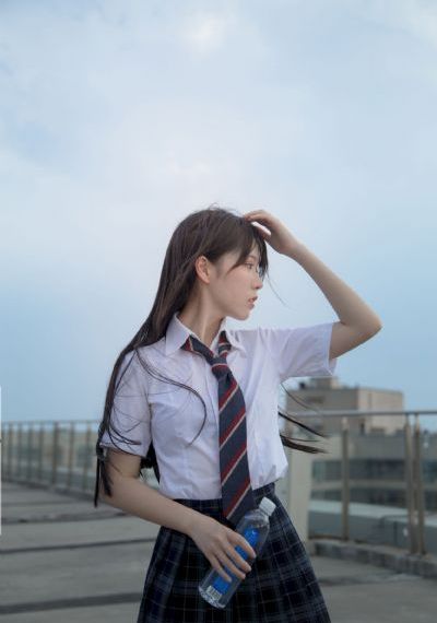 药屋少女的