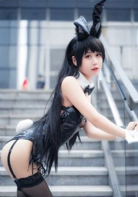 浓厚な接吻と肉体の交わり