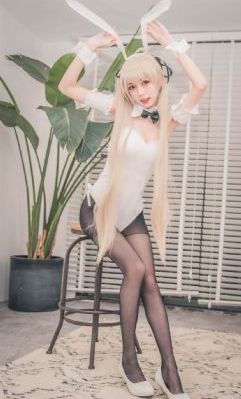 午夜视频