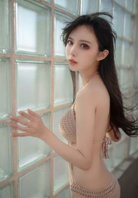 迷人的保姆hd